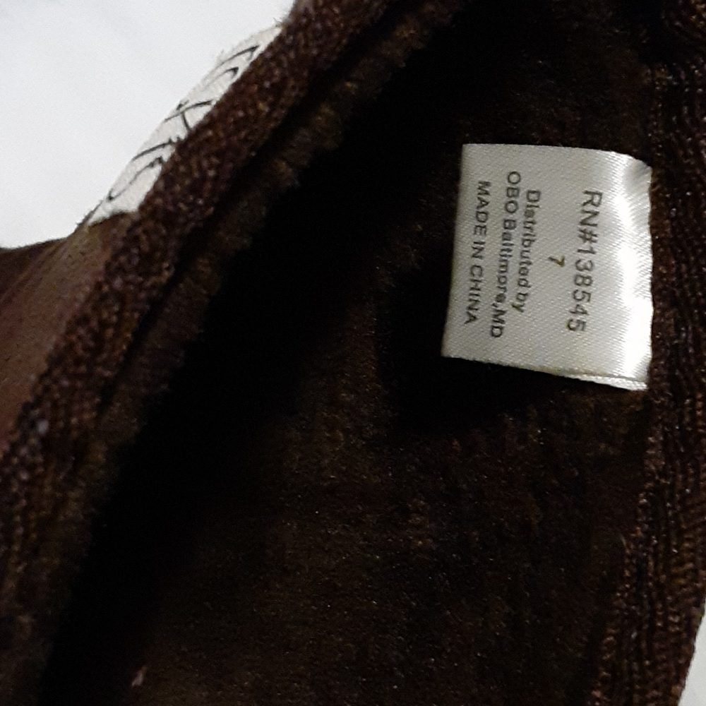Boots - Picture 3 of 5